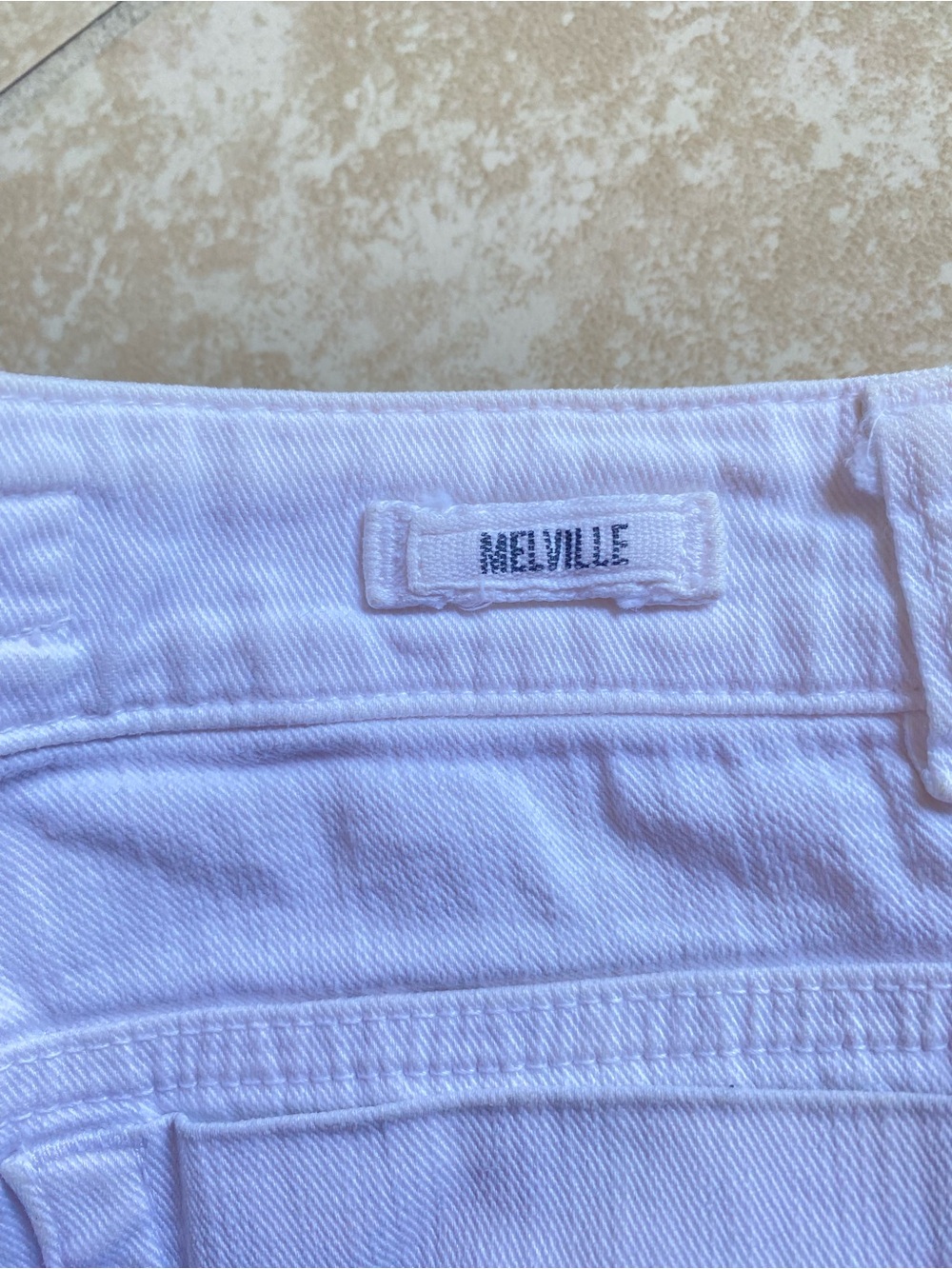 Brandy Melville white stretchy denim jean shorts. - Picture 7 of 8